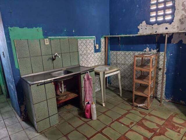 Sala para Venda em Camaçari - 5