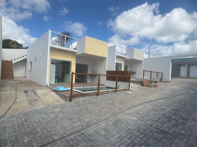 #5 - Casa para Venda em Camaçari - BA - 1