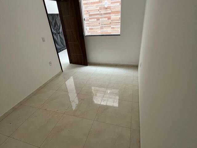 #61 - Casa para Venda em Camaçari - BA - 2