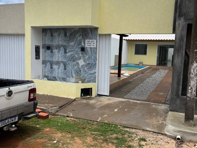 Casa para Venda em Camaçari - 4
