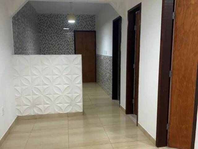 Casa para Venda em Camaçari - 4