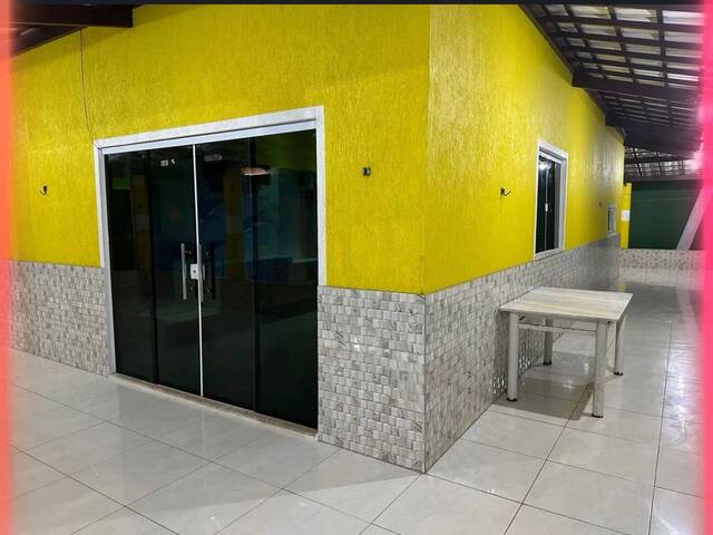 Casa para Venda em Camaçari - 4