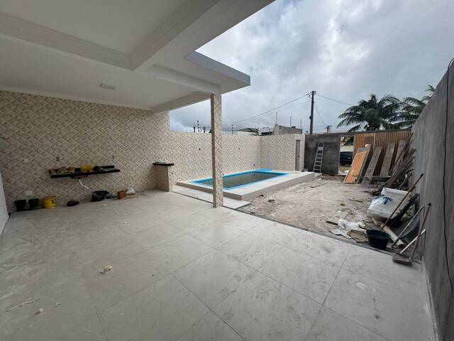 Casa para Venda em Camaçari - 4