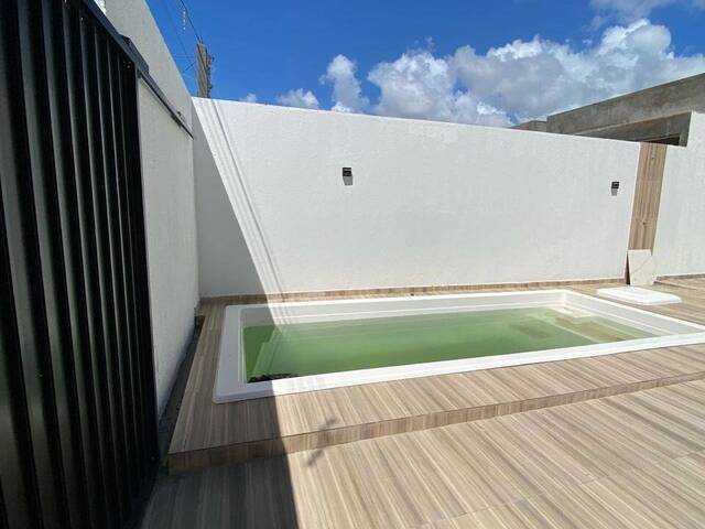#102 - Casa para Venda em Camaçari - BA - 2