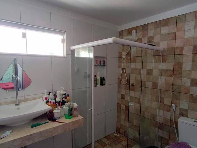 Casa para Venda em Camaçari - 5