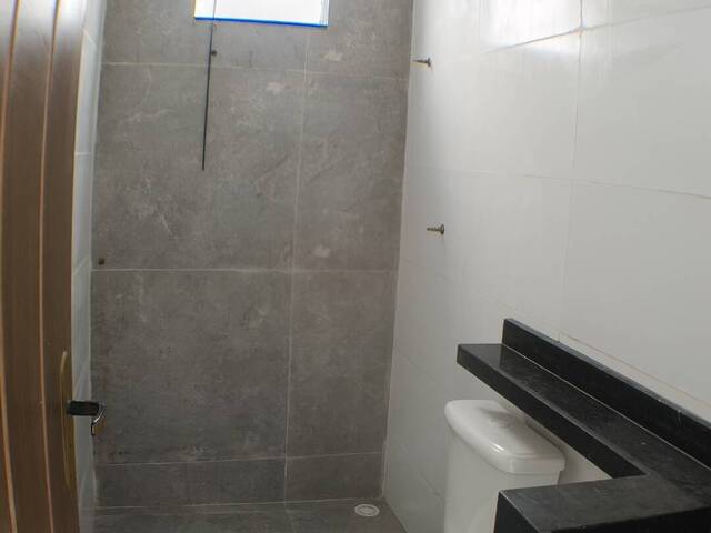 Casa para Venda em Camaçari - 5